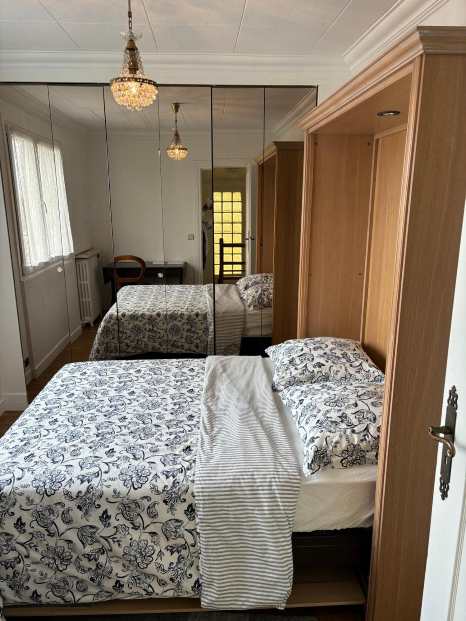 Maison A Louer 3 Chambres Сартрувиль Экстерьер фото